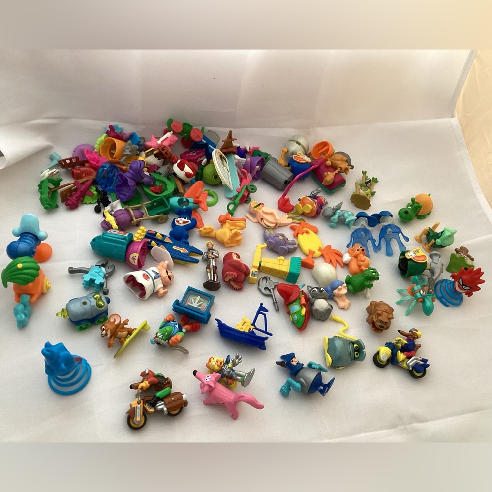 Kinder Ferrero surprise toys some complete and miscellaneous spare parts